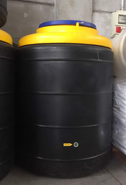 Serbatoio industriale per emulsioni oleose e liquidi di scarto